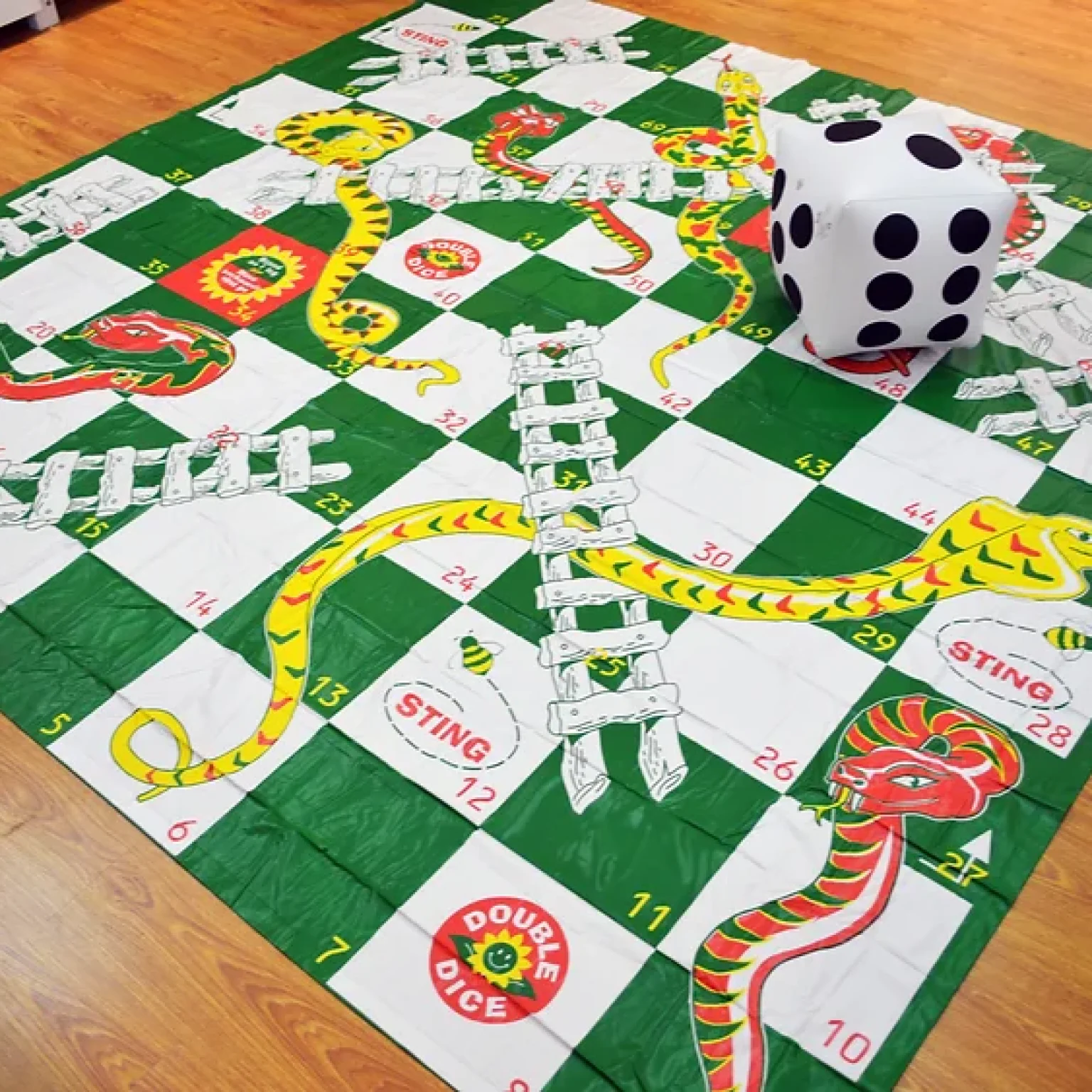 Giant Tic Tac Toe